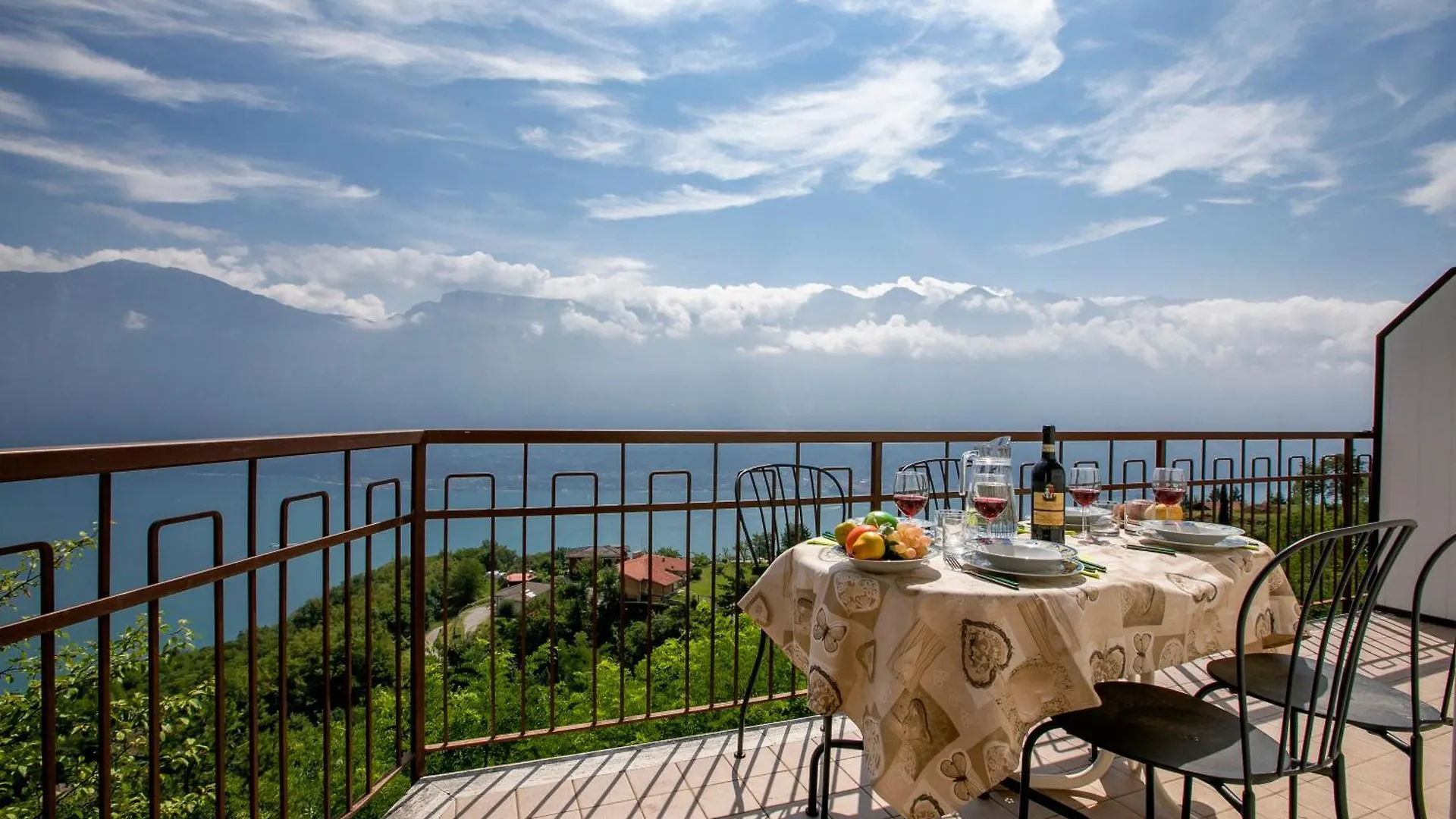 Tremosine Wonderful Lake View 2 - Happy Rentals