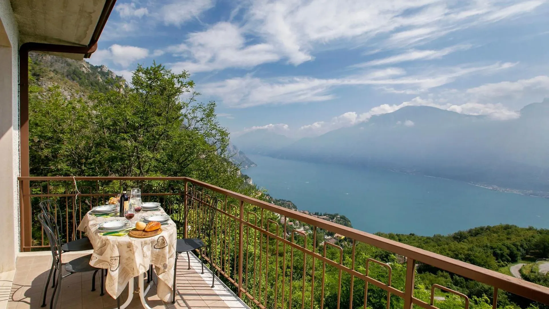 Tremosine Wonderful Lake View 2 - Happy Rentals